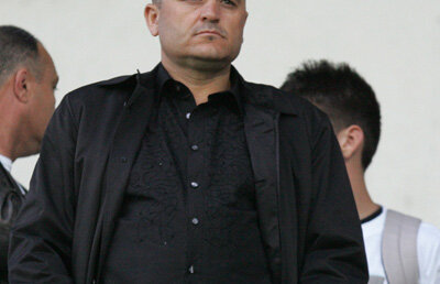 Victor Piţurcă: "Echipa se făcea de la Mititelu din birou"