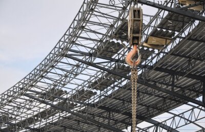 FOTO // Întrecerea dintre Ardeal şi Capitală » La noul stadion din Cluj se montează deja acoperişul