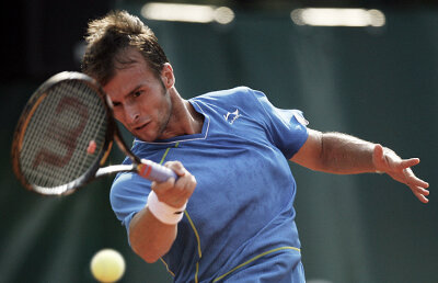 Adrian Ungur s-a calificat în semifinalele turneului de la Caltanissetta