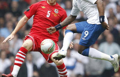 Antrenament public pentru Anglia cu Ţara Galilor