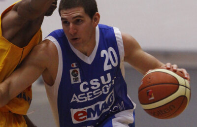 CSU Ploieşti rămîne lider în Liga Naţională de baschet masculin