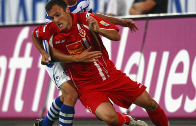 Suspectat că a jucat pe invers în semifinala de Cupă cu Duisburg (1-2) » Blat cu Jula?