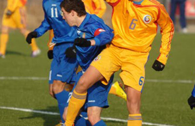 Andrei, fiul lui Francisc Vaştag, şi-a dat jos mănuşile de box pentru o calificare la turneul final » În ring la Euro