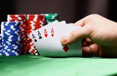 Poker fără bani » Jocul de cărţi devine sport