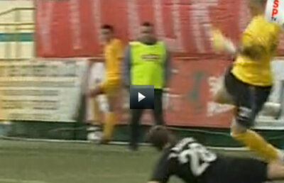 VIDEO / Bălan îl faultează pe Stoicescu. Trebuia eliminat?