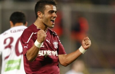 Betclic îţi oferă un pariu gratuit de 80 de lei pentru CFR - Rapid. Pe cine mizezi?