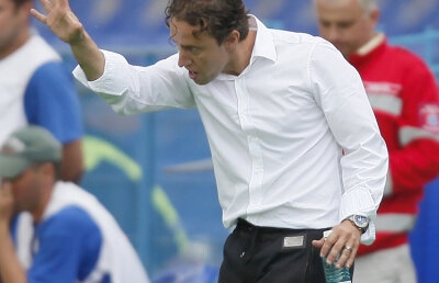 Reghecampf către Piţi: "Nu te mai lua de Craiova!"