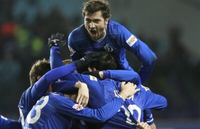 Duelul românilor din Rusia » Petrescu, învins de echipa lui Ropotan