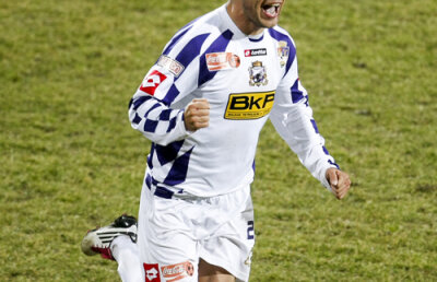 Final incredibil în Regie: Goga marchează de 3 puncte în prelungirile meciului Sportul-Poli 2-3!