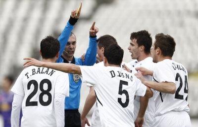 Daniel Stanciu rîde pe seama lui Teo Crăciunescu: "Nu-mi explic de pe ce regulament arbitrează"