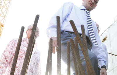 Oprescu: "Capitala va avea două sali polivalente. Nu renunţ la proiectul din Parcul Tineretului"