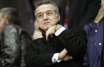 Gigi Becali: "Ar fi trebuit să avem trei goluri avans, dar cum să dai goluri cu Dică şi Maicon!"