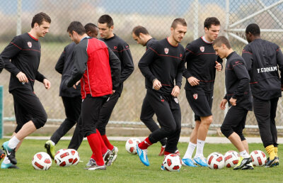 Dinamo merge pe drumul cel bun » TINEREŢE, PROSPEŢIME, REZULTATE