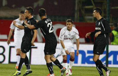 "Farmecul vieţii" a comis-o din nou » Iluziile rapidiştilor, aruncate la gunoi