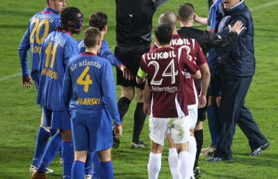 Mai vor un derby cîştigat la Comisii » O masă verde pentru Steaua! :)