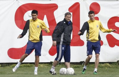 EXCLUSIV // Florin şi Mihai Costea se antrenează din nou cu Universitatea!
