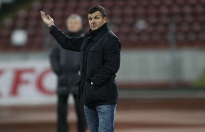 Pus pe lista candidaţilor la banca Rapidului de Copos, Sabău ar rămîne la Tg. Mureş!