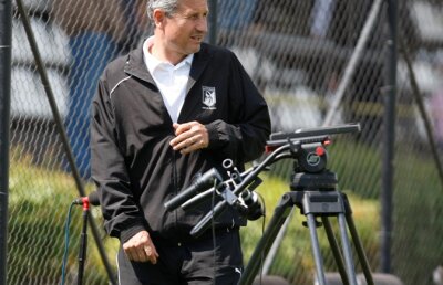 Mulţescu s-a resemnat: "Vom muri frumos, luptăm să ne facem baremul"