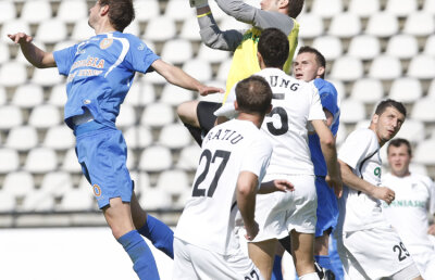 Sportul e oficial retrogradată după înfrîngerea cu Tîrgu Mureş » Veniţi în toamnă. De la ora 11