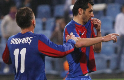 VIDEO şi liveTEXT » Steaua - Gloria 3-1! Au marcat "favoriţii" lui Gigi: Onofraş şi "dublă" Dică