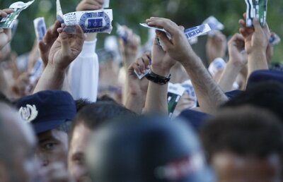 Regulament după ureche: Steaua nu riscă nimic dacă nu oferă Rapidului bilete!