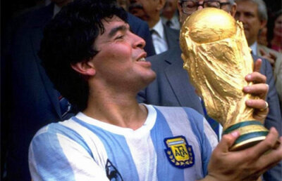 Maradona ori Messi?