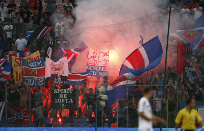 AISS către Olăroiu: "Ne cereţi să vă ajutăm pentru 10 zile, violîndu-ne sentimentele, în numele unei «aroganţe» a fariseului Becali"