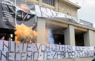 Fostul antrenor al lui HCM, Zoran Kurtes, a fost comemorat ieri la Constanţa » Un antrenor iubit