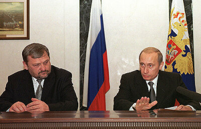 9 mai 2004, Preşedintele Ceceniei ucis pe stadion » Moarte pe "Dinamo"