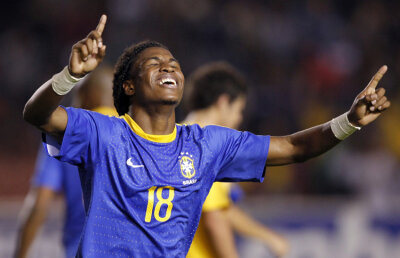 Mircea Lucescu continuă importul de tineri brazilieni » Îl ia pe "Drogbinha"