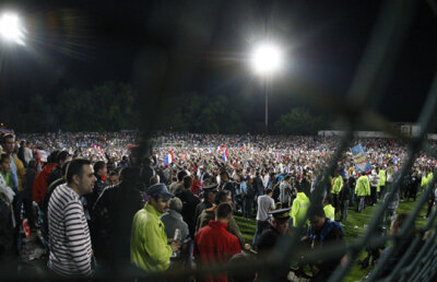 INEDIT » Ascultă o manea care celebrează titlul Oţelului! :)