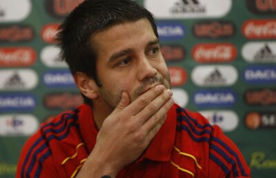 Scrisoarea deschisă trimisă FRF prin care Chivu îşi anunţă retragerea din naţionala României