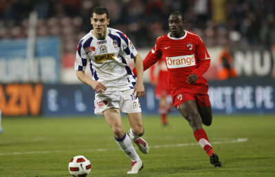 liveVIDEO » Poli Timişoara - Dinamo, de la 17:00