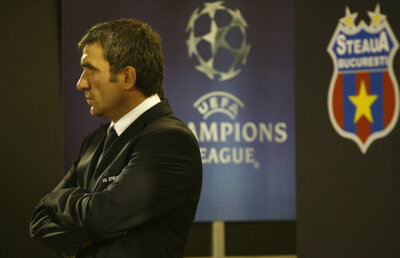 Hagi: "Nu e timpul să vin pe banca Stelei, acum am Academia"