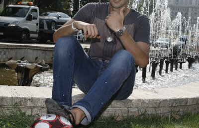 Rapid scapă la vară de 4 jucători » Afară cu oamenii lui Şumudică!