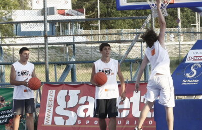 Vineri începe primul turneu al noului sezon de Sport Arena Streetball din Bucureşti