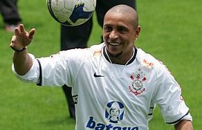 Execuţie de "galactic" » Roberto Carlos continuă să îi uimească pe ruşi