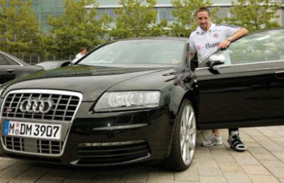 Frate cu Mărgăritescu :D » Ribery, Audi confiscat! Cadoul de nuntă al fratelui, oprit de poliţia belgiană