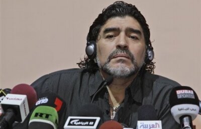 Maradona lansează un atac foarte DUR la adresa "dinozaurului Blatter" :O