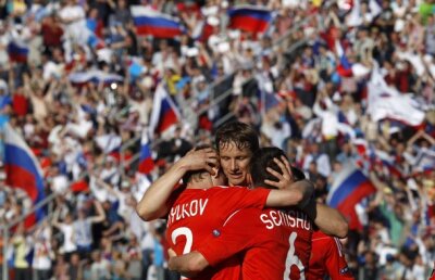 Rusia scoate Armenia din calculele calificării după hattrickul lui Pavlyuchenko!