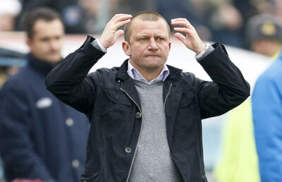 Dorinel Munteanu: "N-aş fi vrut ca Răzvan să-şi dea demisia...Schäfer nu e o variantă prea bună"