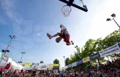 Luni încep înscrierile al cel de-al doilea turneu de baschet Sport Arena Streetball!