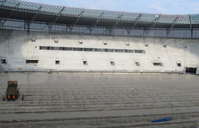 Geamănul "Naţionalului" » Aceeaşi firmă care ridică National Arena lucrează şi pe şantierele poloneze