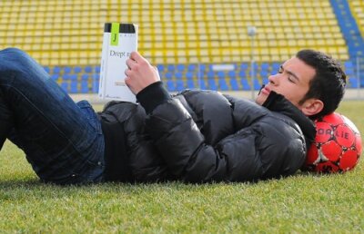 Ieri în liga a doua, azi în CL ;) Alex Benga de ziua sa: „Oţelul este provocarea vieţii mele”!