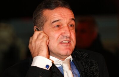 Gigi Becali: "L-am sunat pe Boroi dar e plecat, cu cine să te înţelegi dacă dă comunicate şi nu e de găsit?"