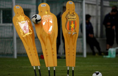 Săptămînă decisivă pentru Steaua, Dinamo şi Timişoara. Ce se va întîmpla?