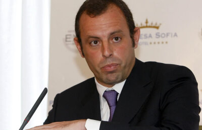 Barcelona se află în impas financiar :S