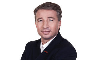 Dan Petrescu te invită la "Festivalul de fotbal latin" de la Betclic