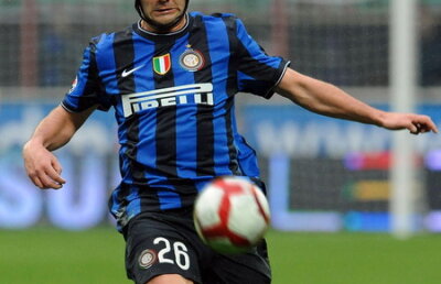 Chivu nu vrea să plece de la Inter. A refuzat oferta Valenciei