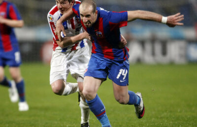 VIDEO Supercupa deschide noul sezon peste o săptămînă! Oţelul şi Steaua, evoluţii oscilante în amicale